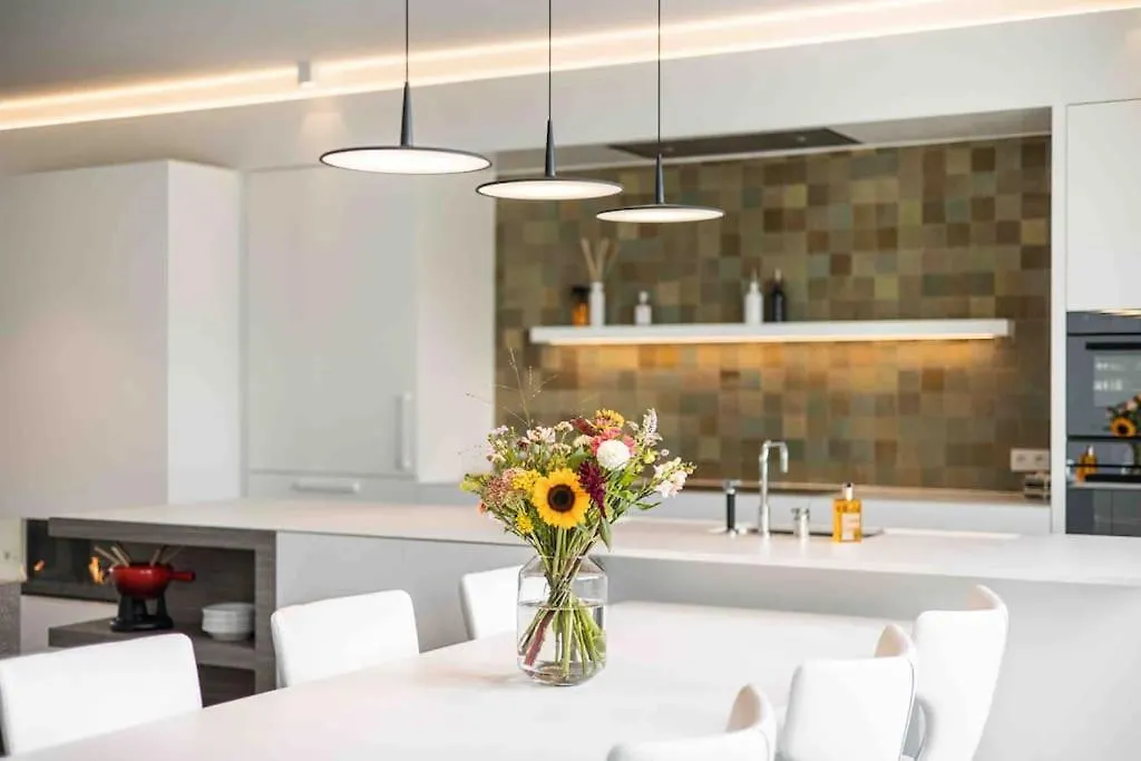 Exclusive Penthouse/Workspace With Stunning Views Gent Apartmán