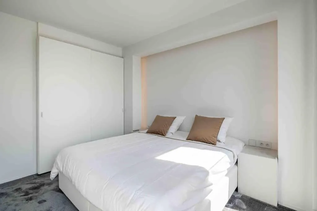 Exclusive Penthouse/Workspace With Stunning Views Ghent 0*,