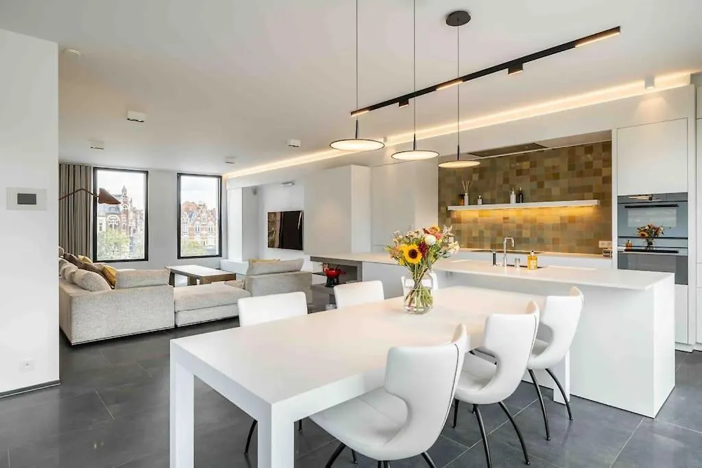 Exclusive Penthouse/Workspace With Stunning Views Ghent Apartment
